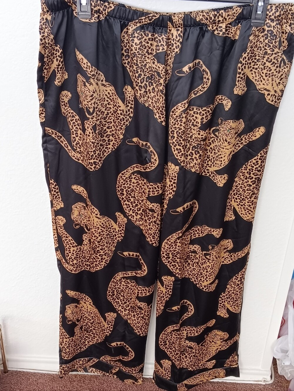 Leopard Print Satin Pajama Set in Black and Tan - Picture 4 of 7